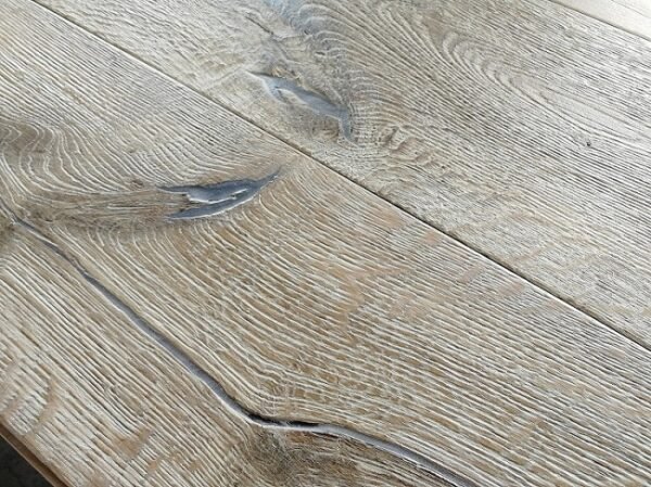 Engineered Wood Straight Plank Tongue & Groove Brushed Distressed Invisible Oiled Heritage Collection Extra Long / XL Mid - Oak Light - Image 4