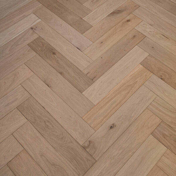 TFE Modern Line Herringbone 14/3x125x600 Unfinished (4V) Classic Grade Tongue & Groove - Image 2