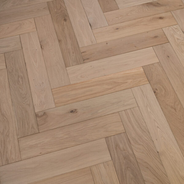 TFE Modern Line Herringbone 14/3x125x600 Unfinished (4V) Classic Grade Tongue & Groove - Image 3