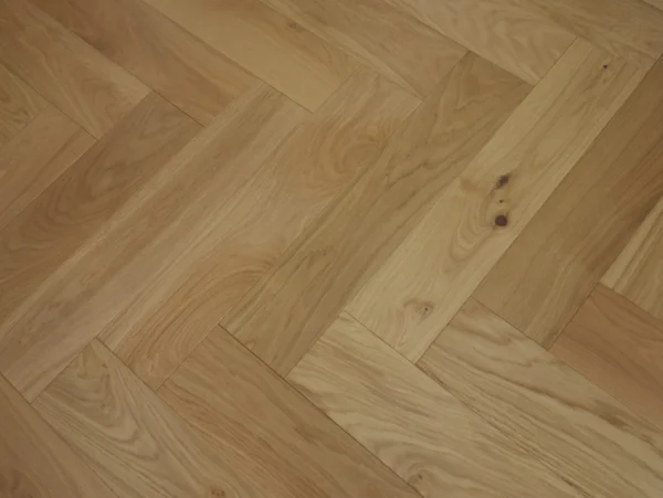 TFE Modern Line Herringbone 14/3x125x600 Brushed Matt Lac Tongue & Groove - Image 4