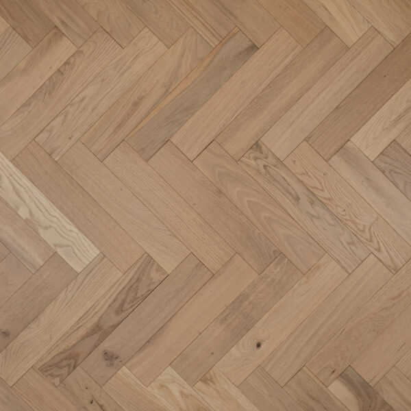 TFE Modern Line Herringbone 14/3x90x450 Invisible Finish Lac Classic Grade Tongue & Groove - Image 2