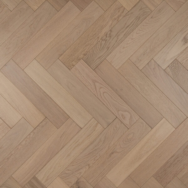 TFE Modern Line Herringbone 14/3x90x450 Invisible Finish Lac AB Grade Tongue & Groove - Image 2