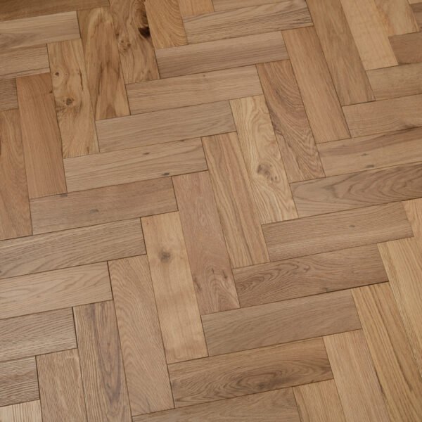 TFE Modern Line Herringbone 18/3x80x300 Natural Brushed Lac Tongue & Groove - Image 4
