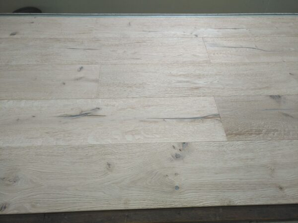 TFE Unfinished Flooring 15/4x220x2200 Antique Distressed Multiply - Image 3