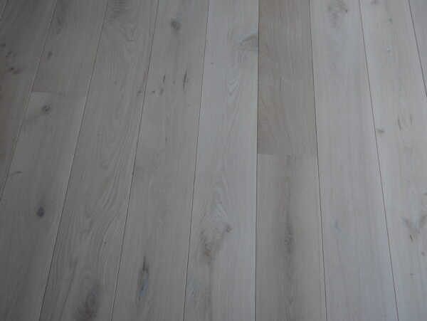 TFE Unfinished Flooring 20/4x190x1900 Classic Multiply - Image 3