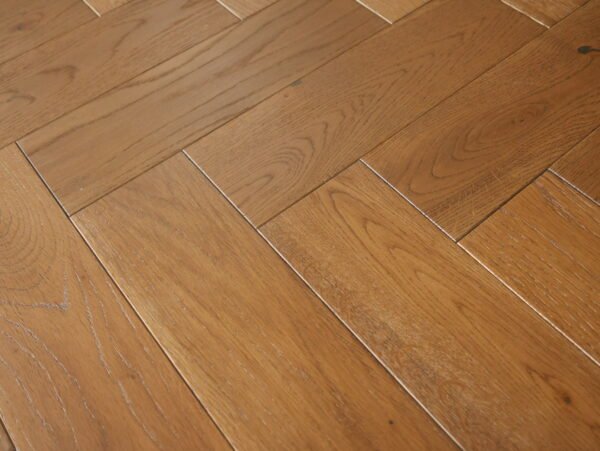 TFE Traditional Line Hardwood Herringbone Oak 18x90x302 Golden Smoke Brushed UV Oiled - Image 13
