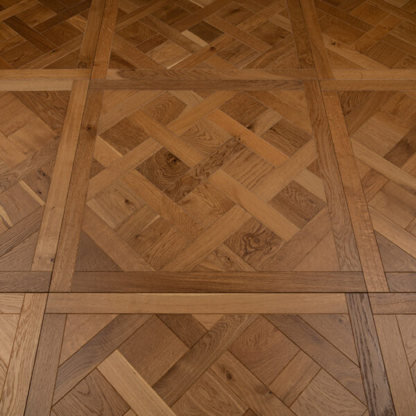 TFE Premium Collection Wood Versailles Panels 20/4x800x800 Classic Grade Brushed Smoked Lac Tongue & Groove - Image 4